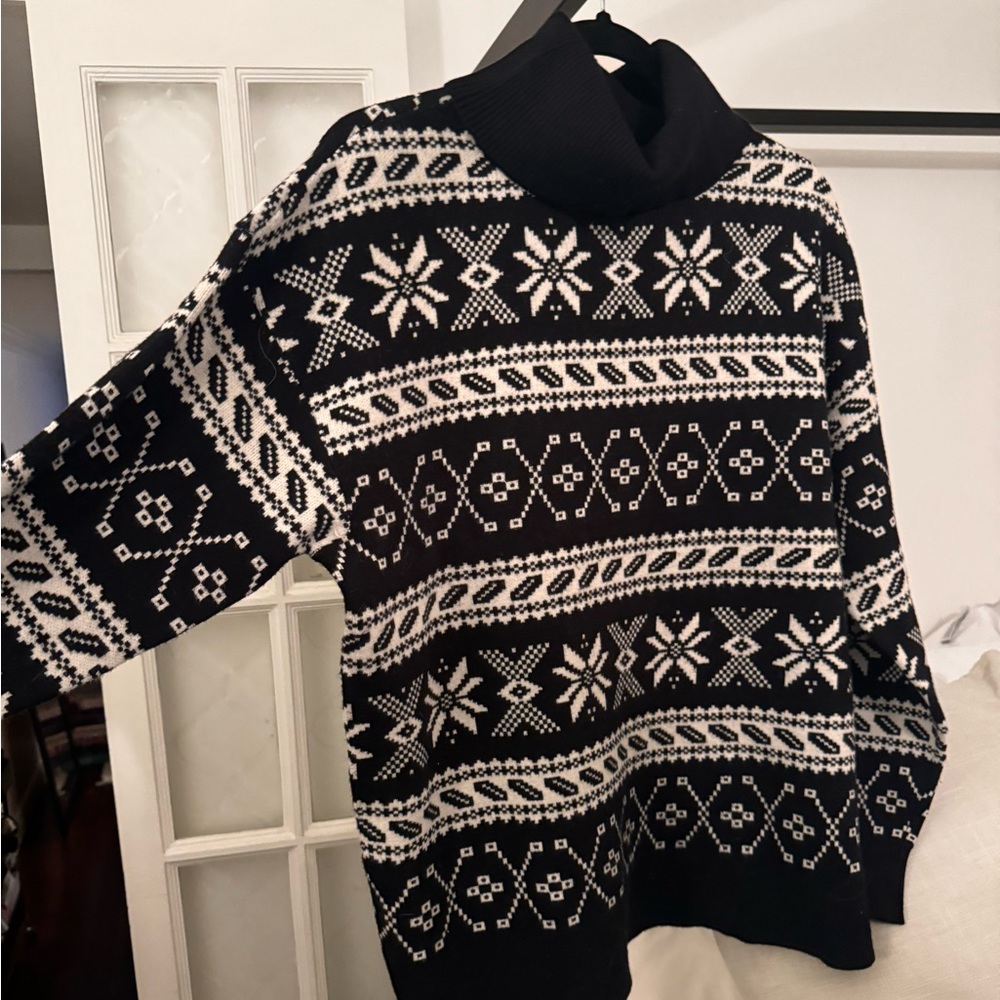 Joe Fresh Apres Ski turtleneck sweater